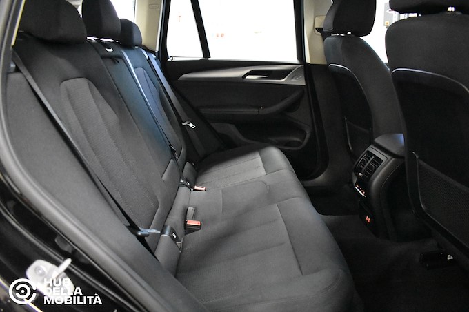 BMW X3 xDrive20d 48V Business Advantage